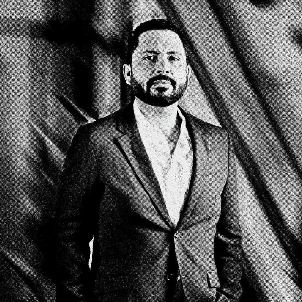 Adri&aacute;n E. Gamboa